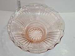 Vintage Anchor Hocking Mayfair "Open Rose" pink depression glass serving bowl.