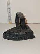 Primitive Cast Iron Sadirion