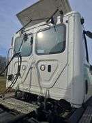 2019 Freightliner Day Cab