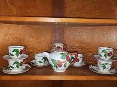Vintage Franciscan "Apple" pattern teapot, tea cups,  & saucers.