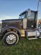 2006 Freightliner Day Cab