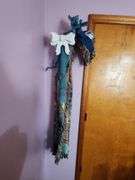 Faith wall art, throw & bow style hanger