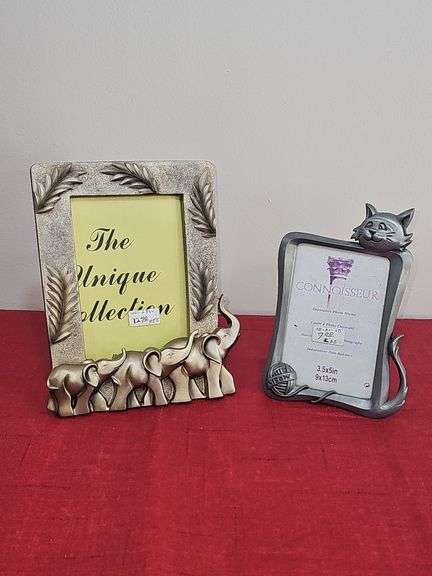 Animal picture frames
