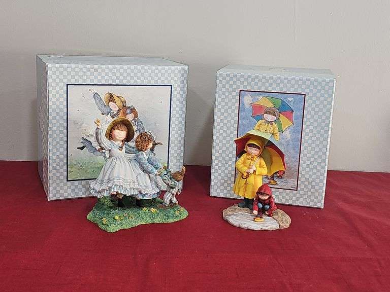 Special Friends figures