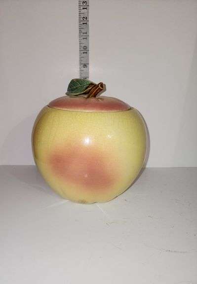 Vintage 1940's ceramic McCoy Apple Cookie Jar