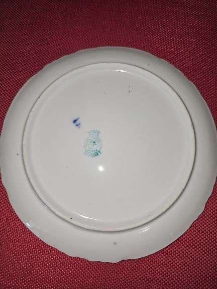 Hot plates with people in the design