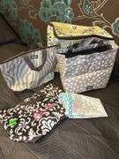 Thirty-one Cooler Bags and Runner