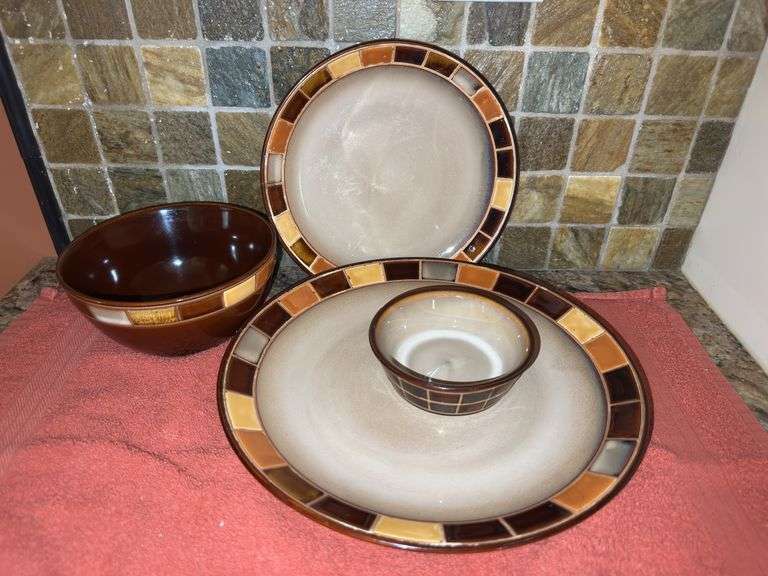 Misc Plates, Bowls & Salad Plates