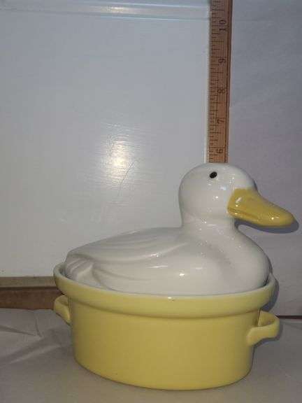 Duck Shaped Ceramic Jar Se