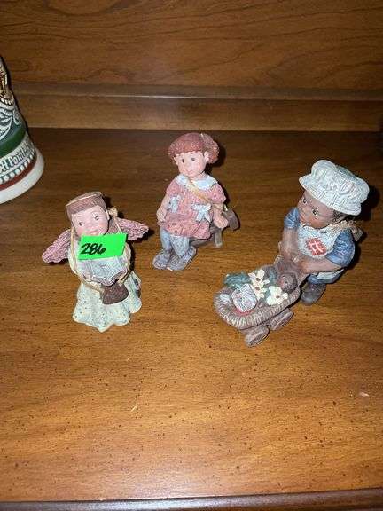 Sarah’s Attic Figurines