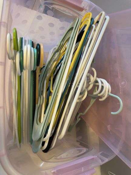Tote of Hangers