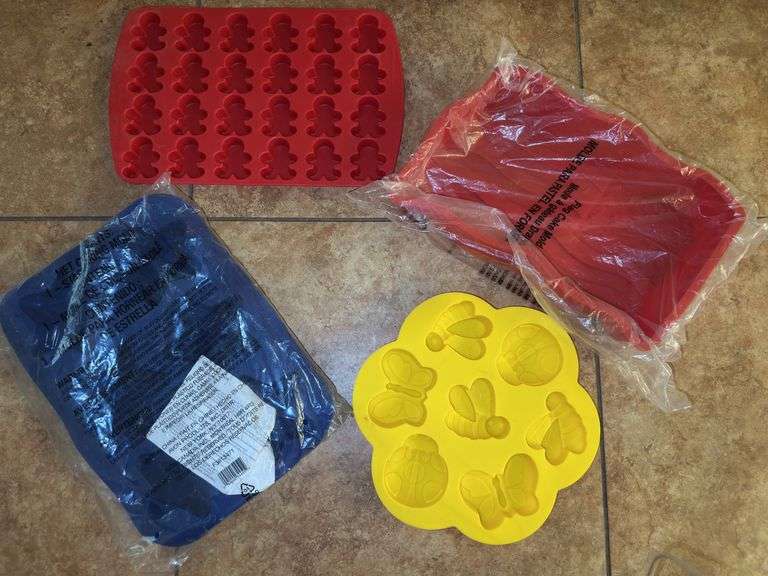 Various Baking Molds
