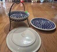 Boleslawiec Pottery Plates & Pie Plate with Star Pattern - Stoneware