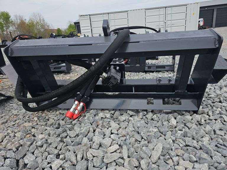 LANDHONOR SKID STEER 3PT HITCH ADAPTER