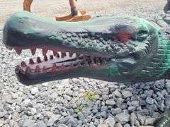 Aluminum Alligator Statue