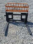 LandHonor Skid Steer Pallet Forks