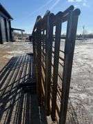 6- 24ft Free Standing Panels w/ 7ft Swing Gates