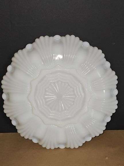 Vintage Anchor Hocking Milk Glass With Gold Trim