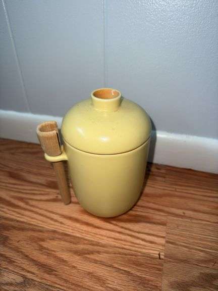 Ceramic Tea Canister with Wooden Spoon