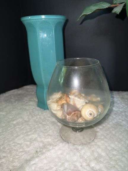 Glass Vases, Faux Flowers & Shells