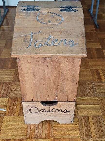 "Taters & Onions" bin