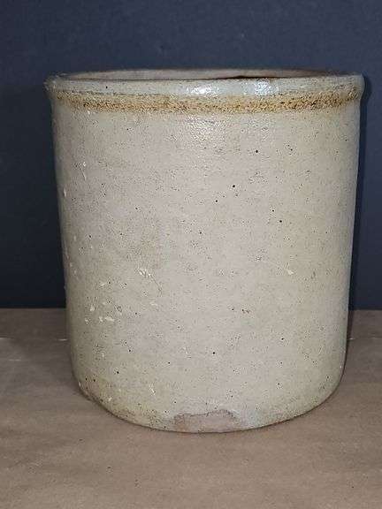 7½" crock jar.