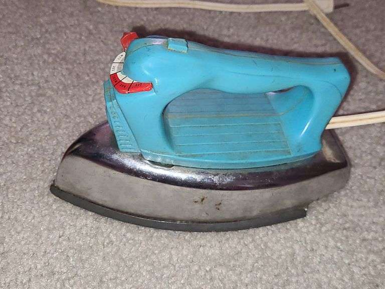 Vintage childs sewing machine & iron