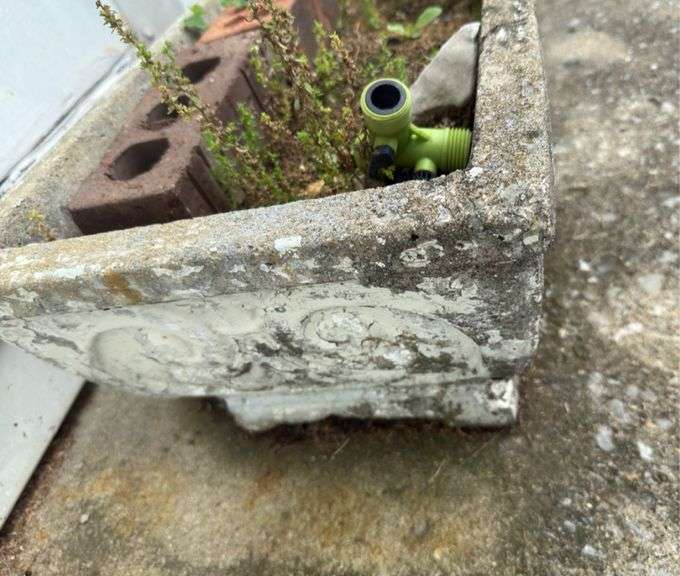 Concrete planter