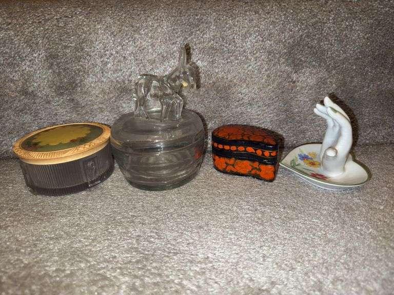 Trinket holders & ring holder