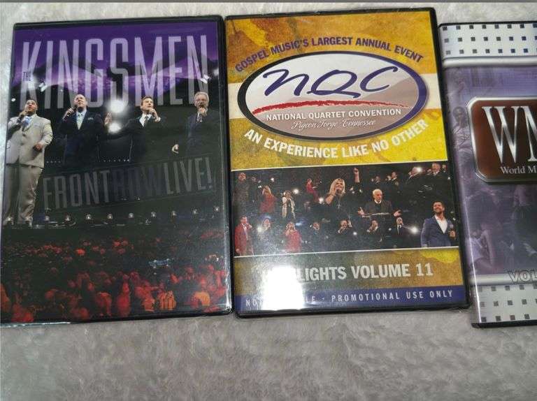 Emerson DVD player & DVDs