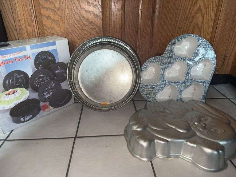 Cabinet Contents