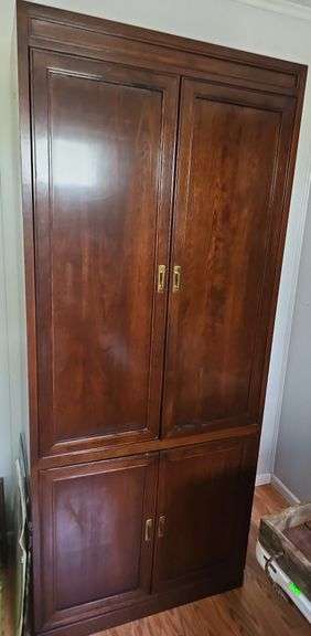 Ethan Allen TV Stand