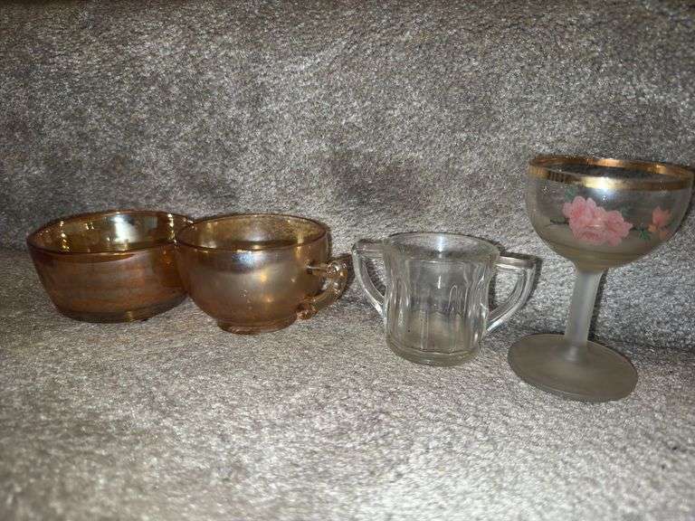 Amber glassware & clear glassware
