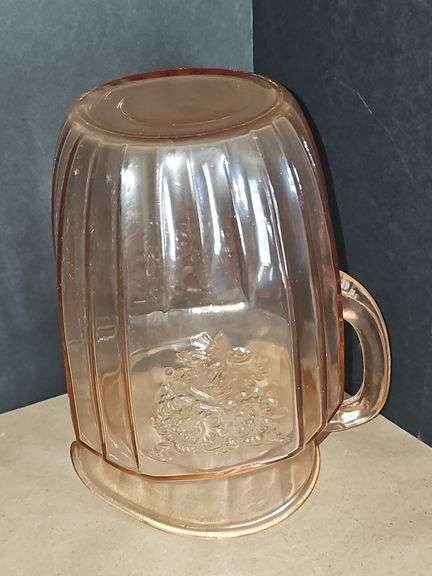 Hocking Pink Mayfair Open Rose 8½" Tall Pitcher