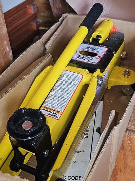 2T hydraulic jack