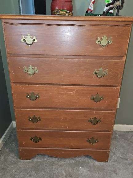 Chest of drawers