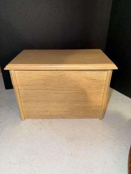 Wooden kitchen items