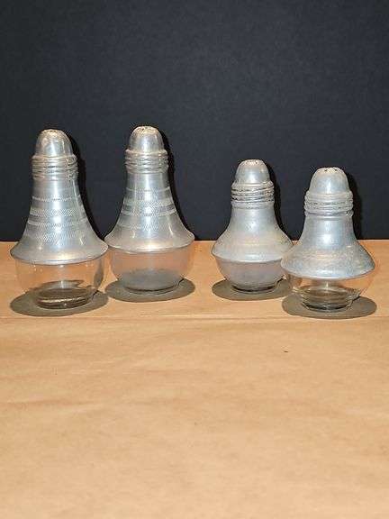 Metal & glass salt/pepper shakers & toothpick holder