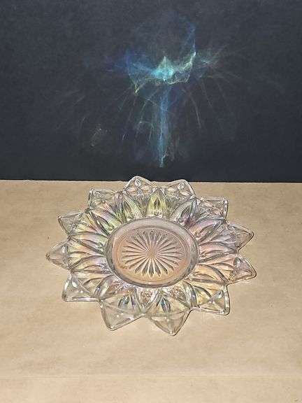 Federal Glass Petal Pattern