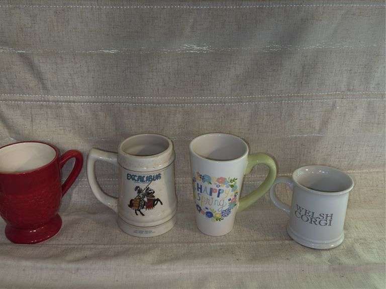 Mugs and coffee cups.