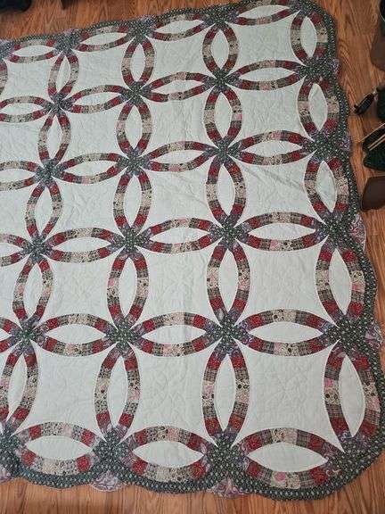 Double Wedding Ring Quilt