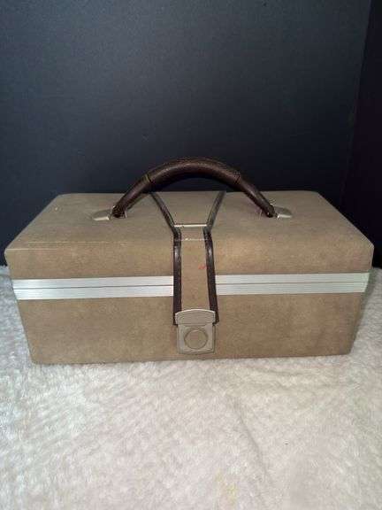 Vintage 8 Track Case Tape Carrying Cartridge Storage Box