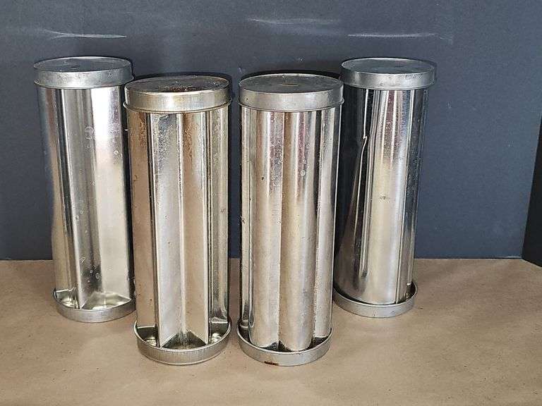 Cracker tins/cookie cutter
