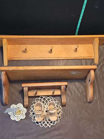 3 wooden shelves & decore