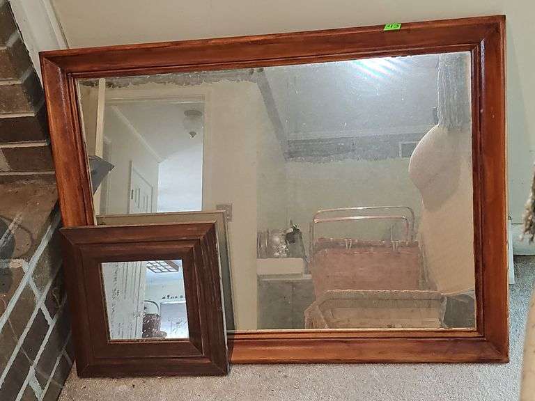 2 Mirrors