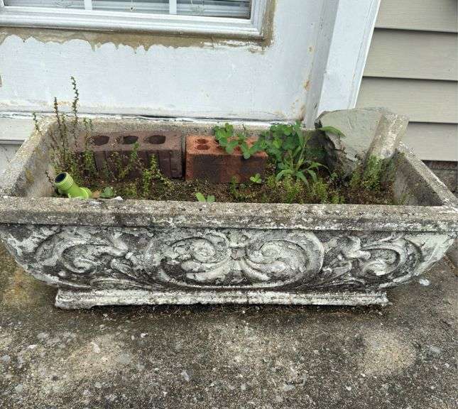 Concrete planter
