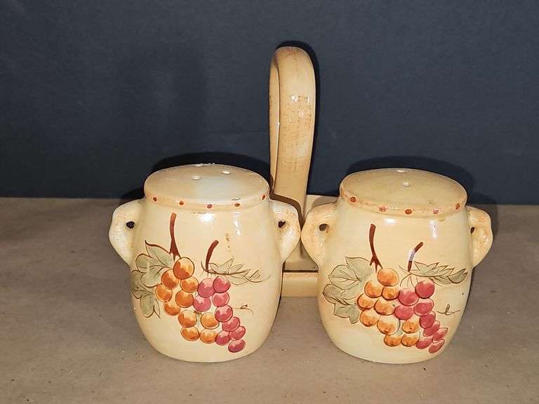 "Home" salt & pepper shakers with caddy