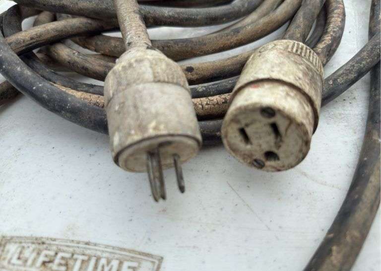 Heavy Duty extension cord