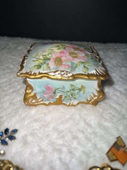 Vintage Lusterware Footed Trinket Dish & Vintage Porcelain Trinket Box with Pins