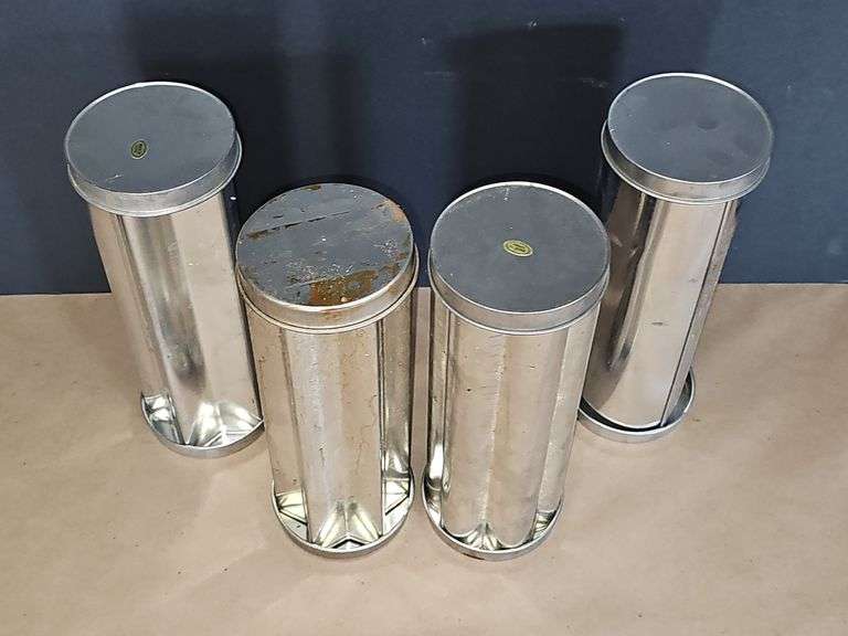 Cracker tins/cookie cutter